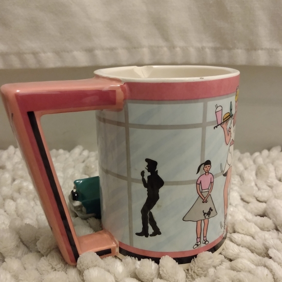 Vintage 1988 T-Bird Drive In Mug Pink Teal Five & - Picture 3 of 6